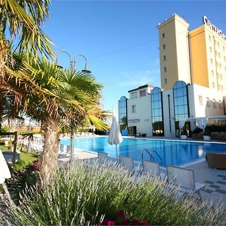 Zanhotel Centergross Bentivoglio Esterno foto