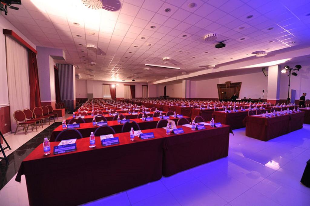 Zanhotel Centergross Bentivoglio Esterno foto