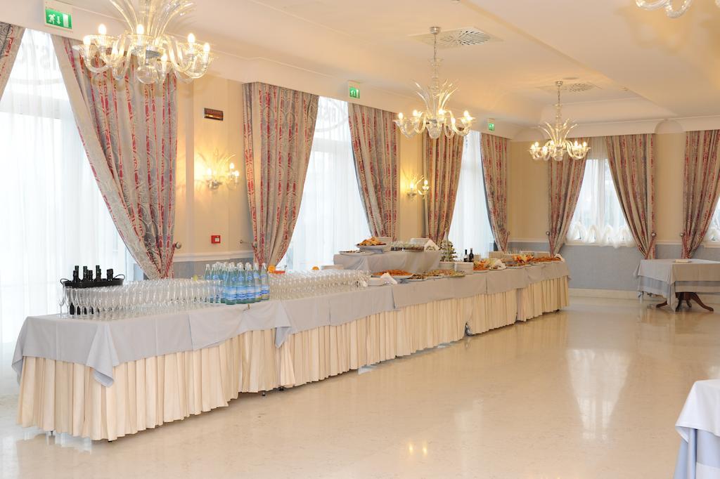 Zanhotel Centergross Bentivoglio Esterno foto