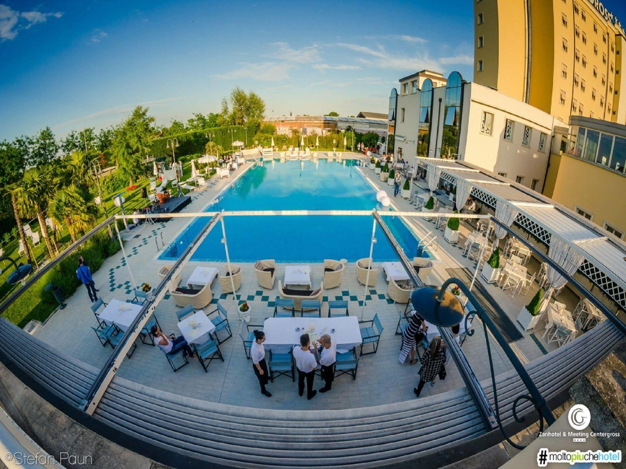 Zanhotel Centergross Bentivoglio Esterno foto
